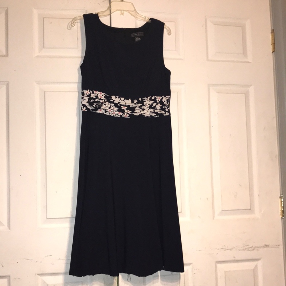 Women’s Jessica Howard Dress with Ruched Accent